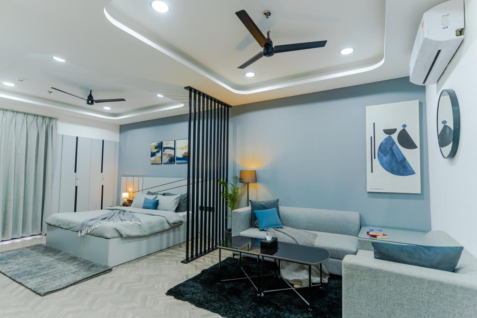 Bedchambers Luxury Apartment Near Golf Course Road 구르가온 외부 사진