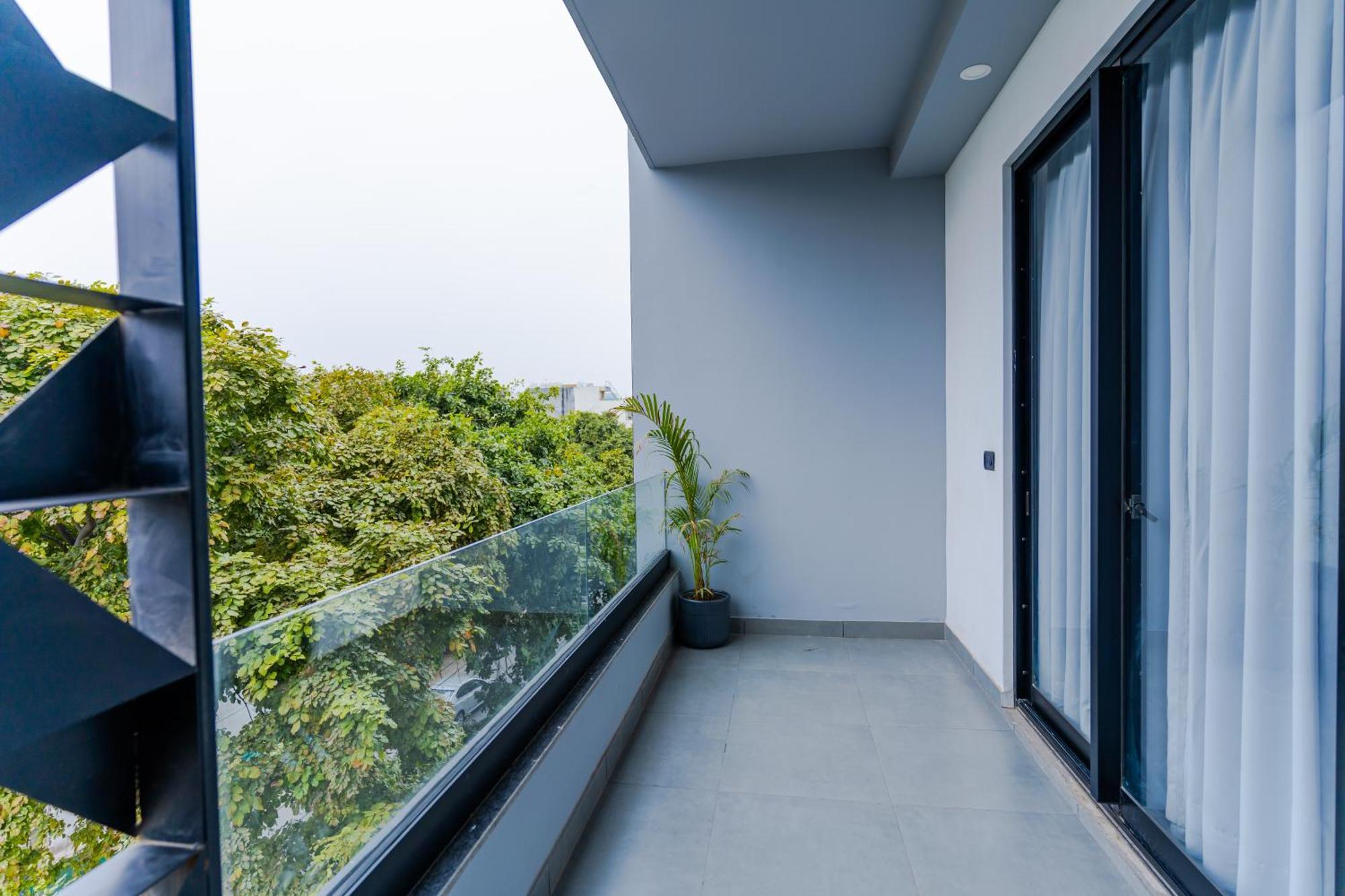 Bedchambers Luxury Apartment Near Golf Course Road 구르가온 외부 사진